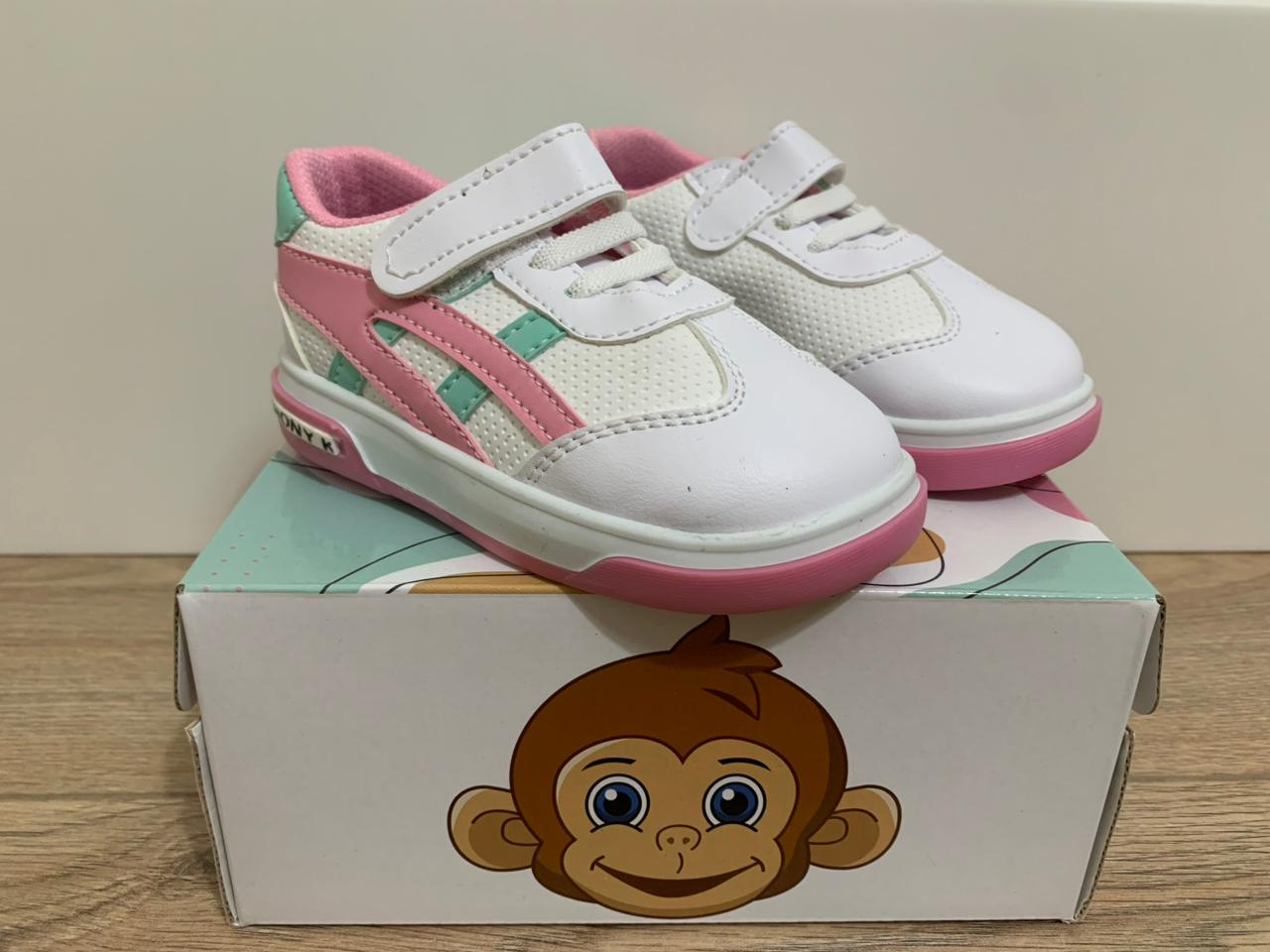 Girls shoes
