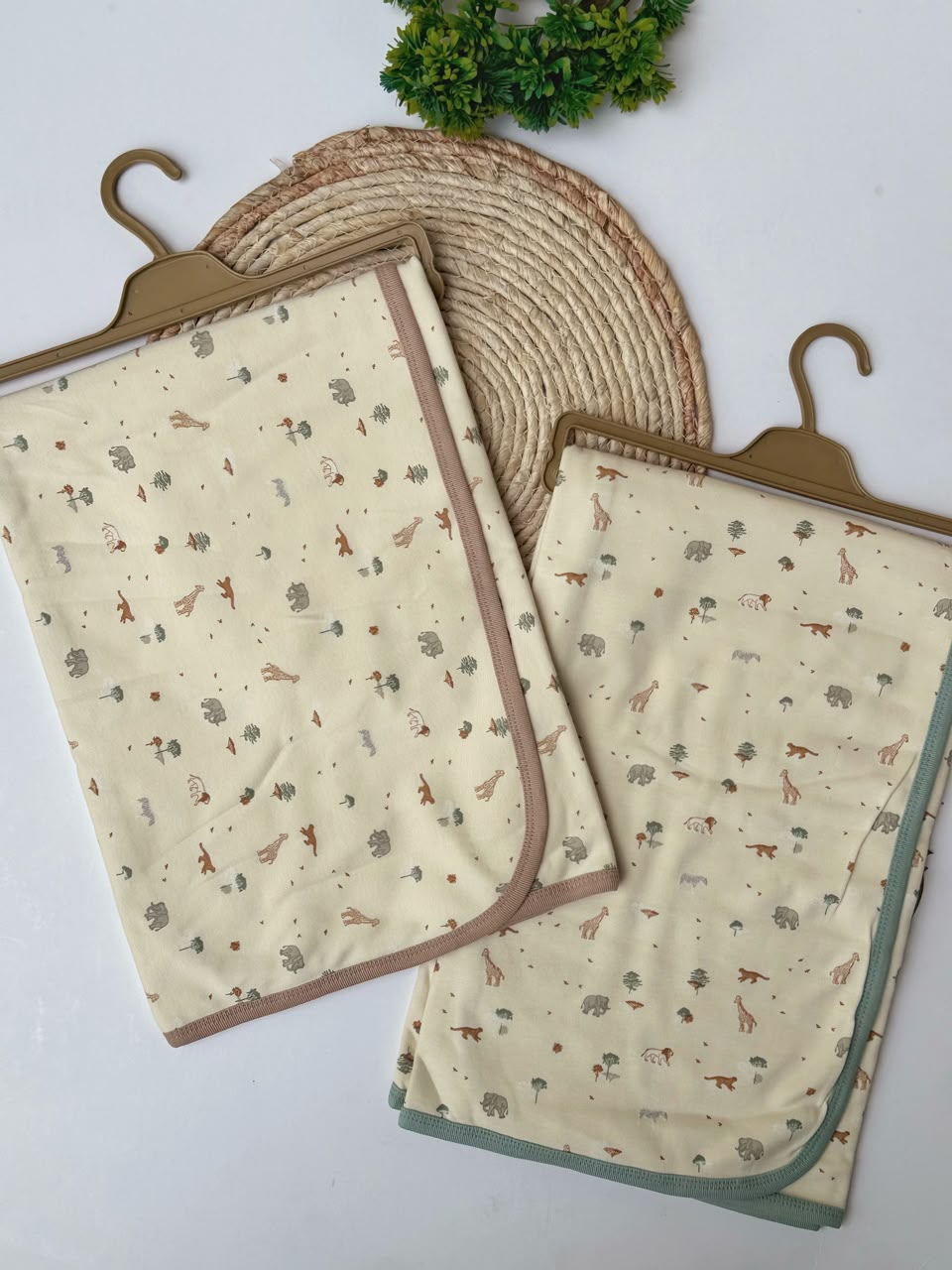 Cotton Blankets available in 2 colors
