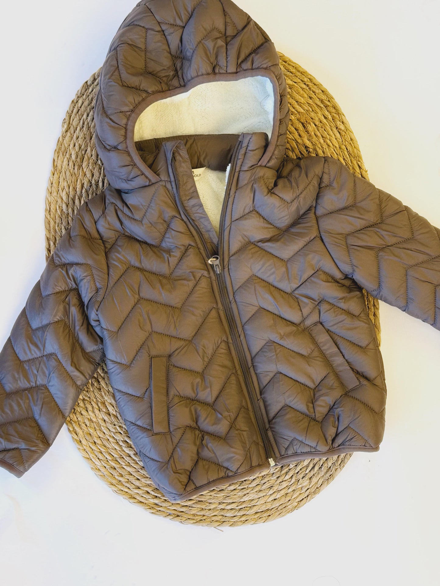 Jacket available in 2 colors