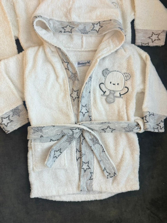 Bathrobe available in 2 colors