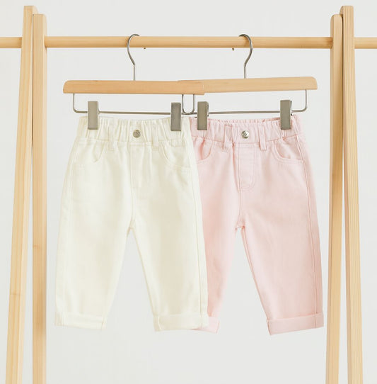 Jeans with elastic waist available in 2 colors