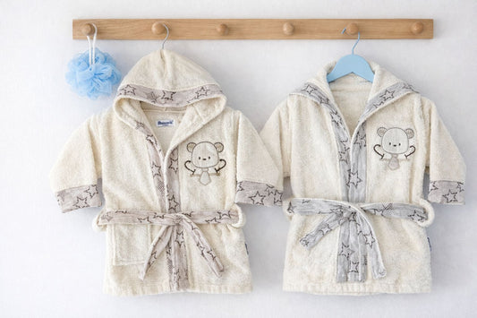 Bathrobe available in 2 colors