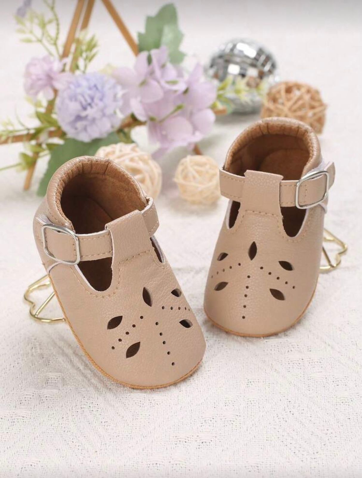 Beige baby girl soft ballerina shoes