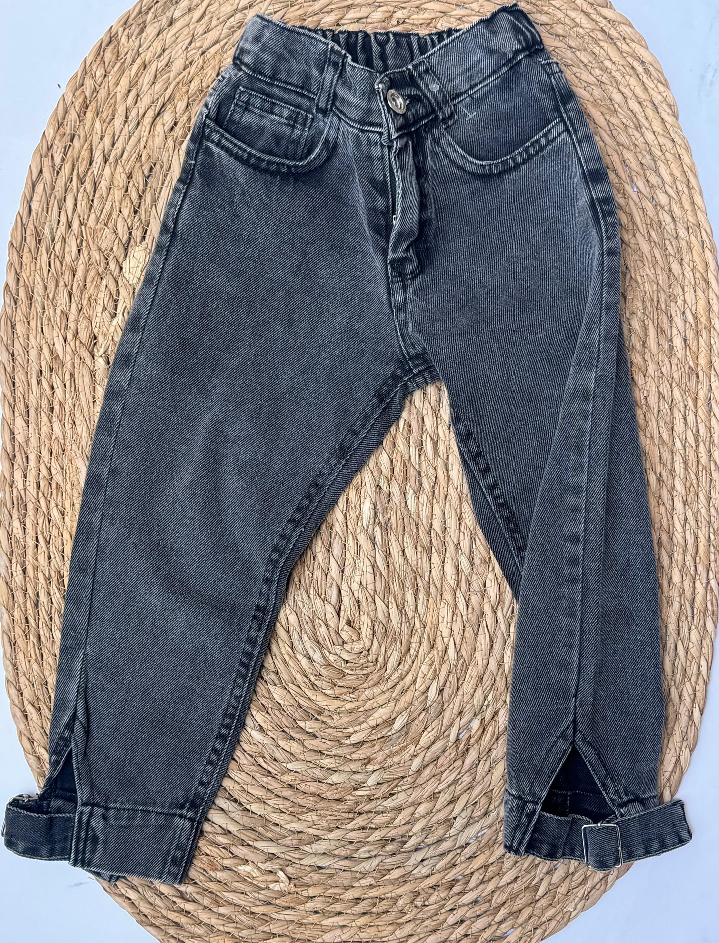 Black Jeans