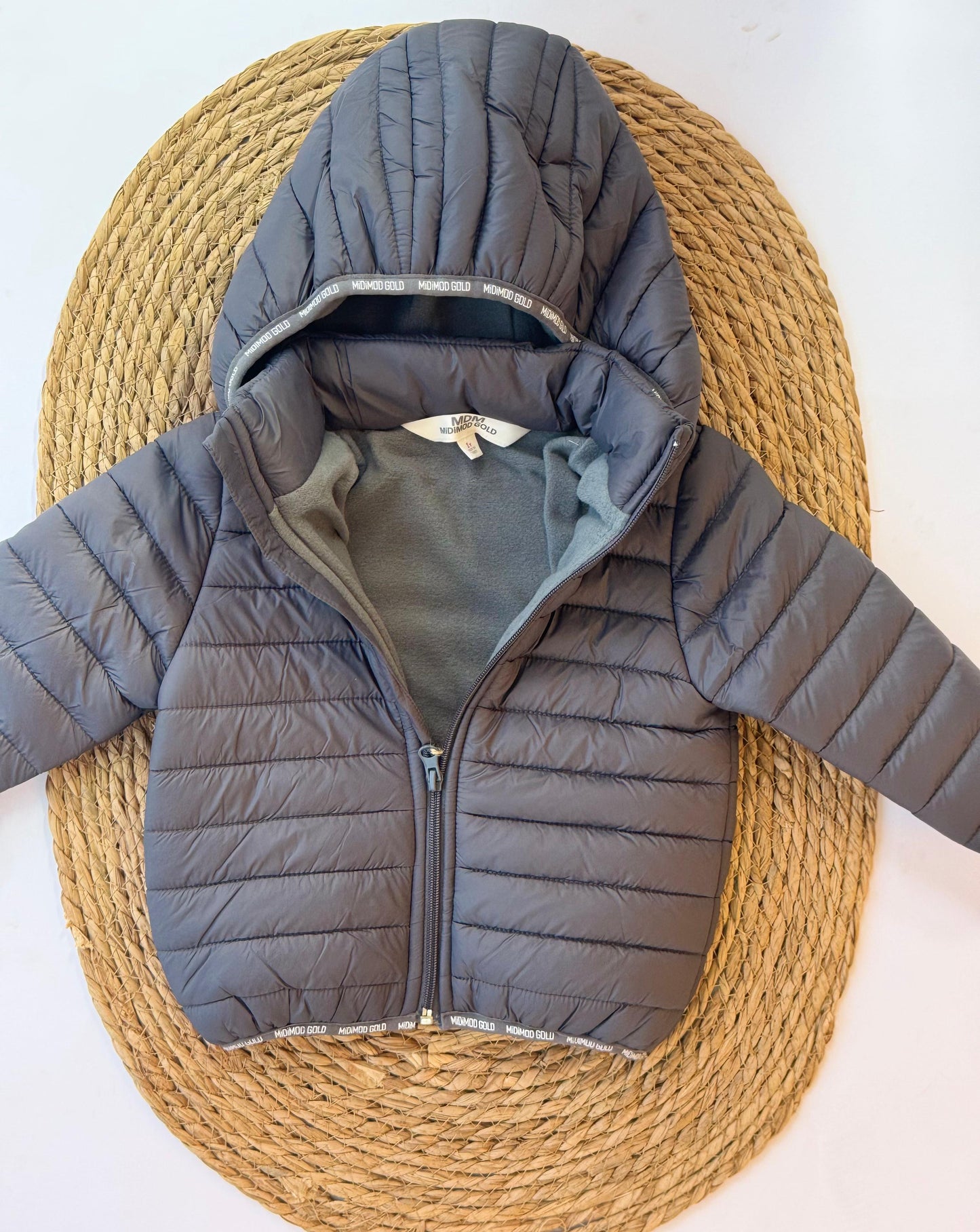 Jackets available in 5 colors