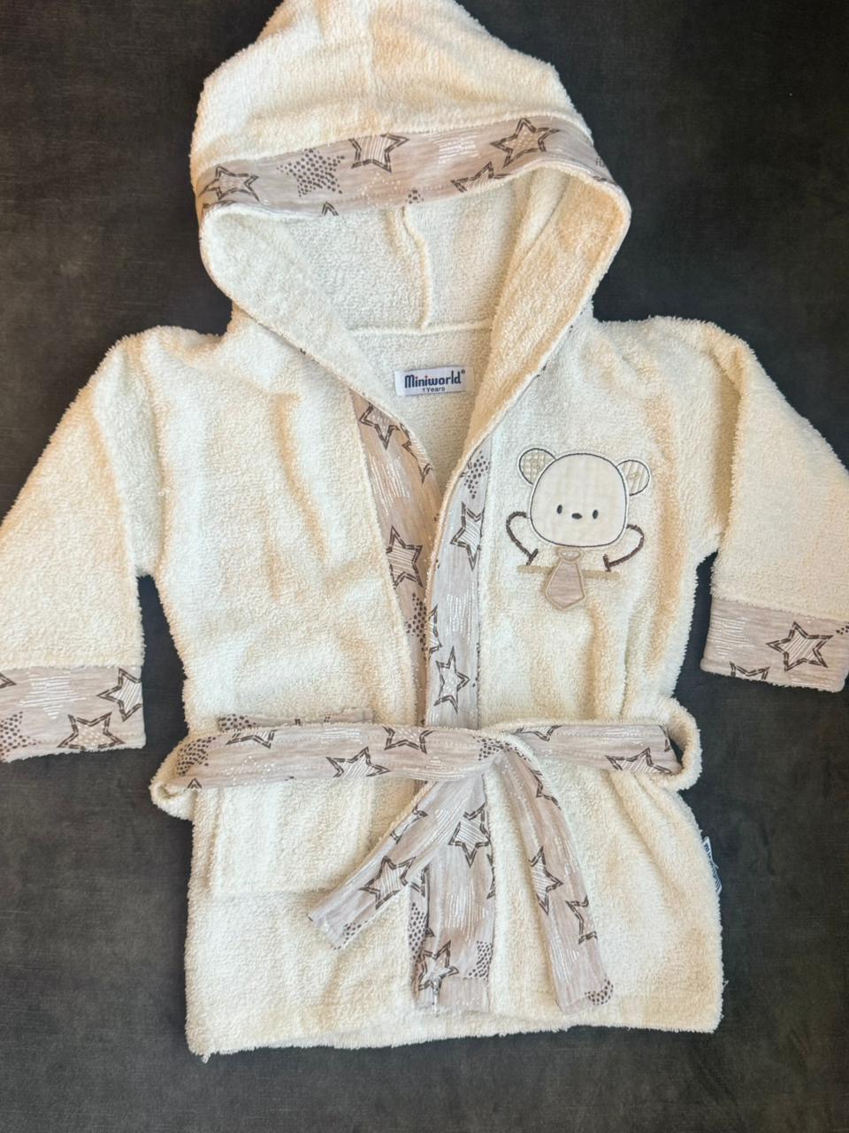 Bathrobe available in 2 colors