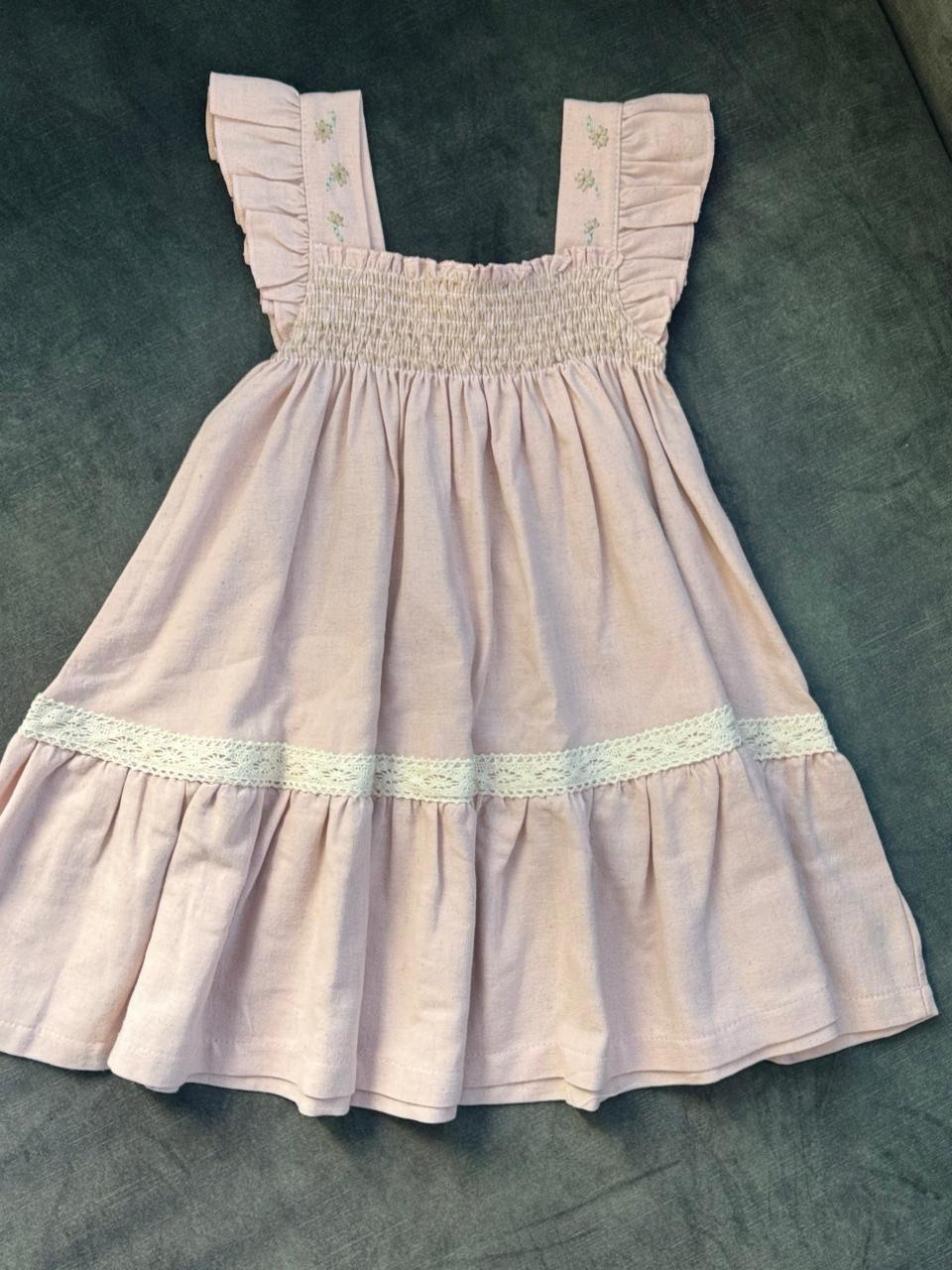 Linen dresses available in 2 colors