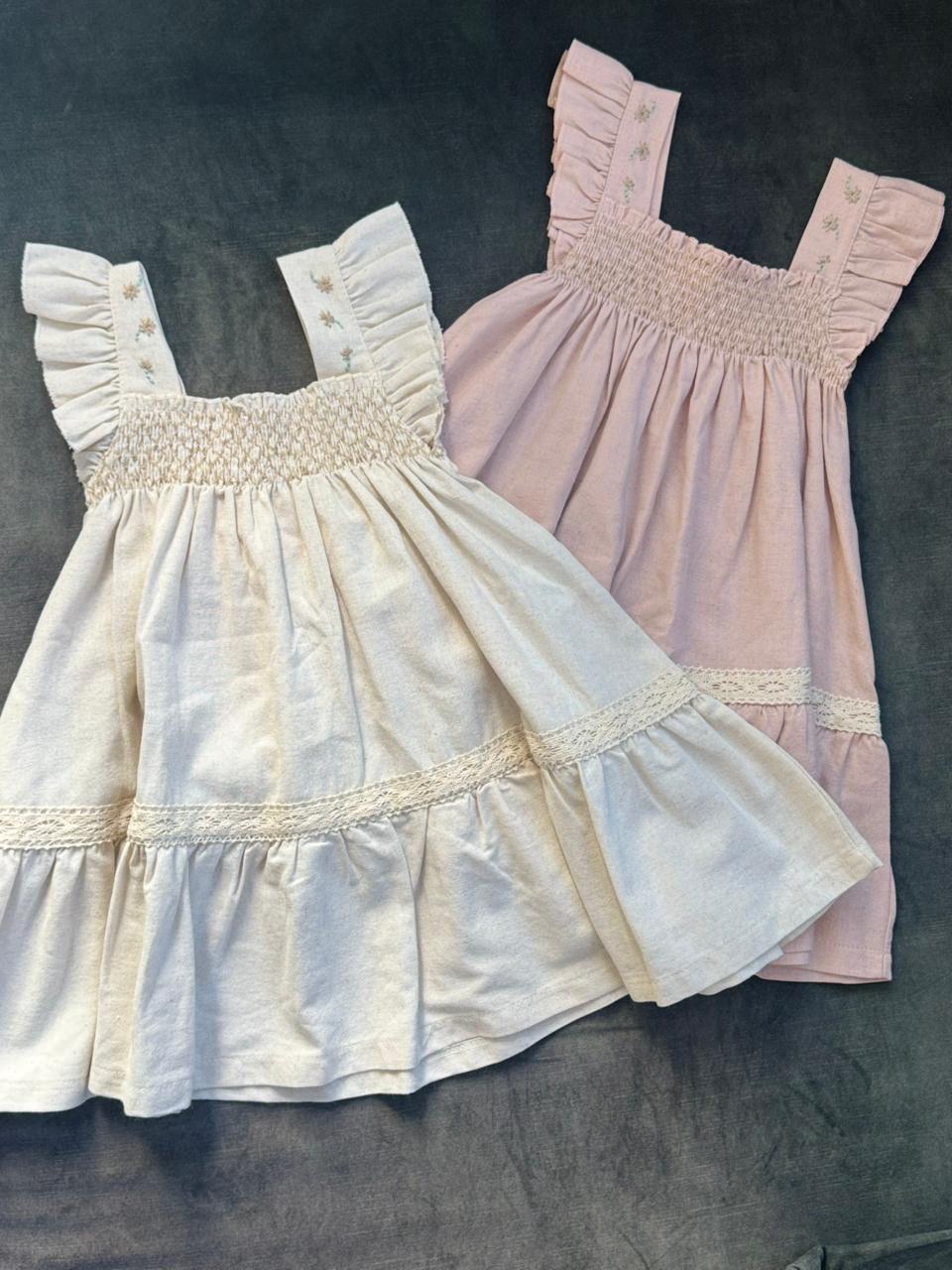 Linen dresses available in 2 colors